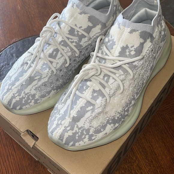 Adidas Yeezy Boost 380